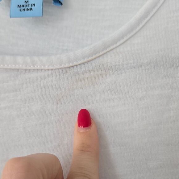 CeCe Eyelet Flutter Sleeve Knit Top NWOT - Picture 6 of 6